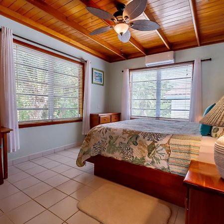 Coral Bay Villas سان بيدرو المظهر الخارجي الصورة